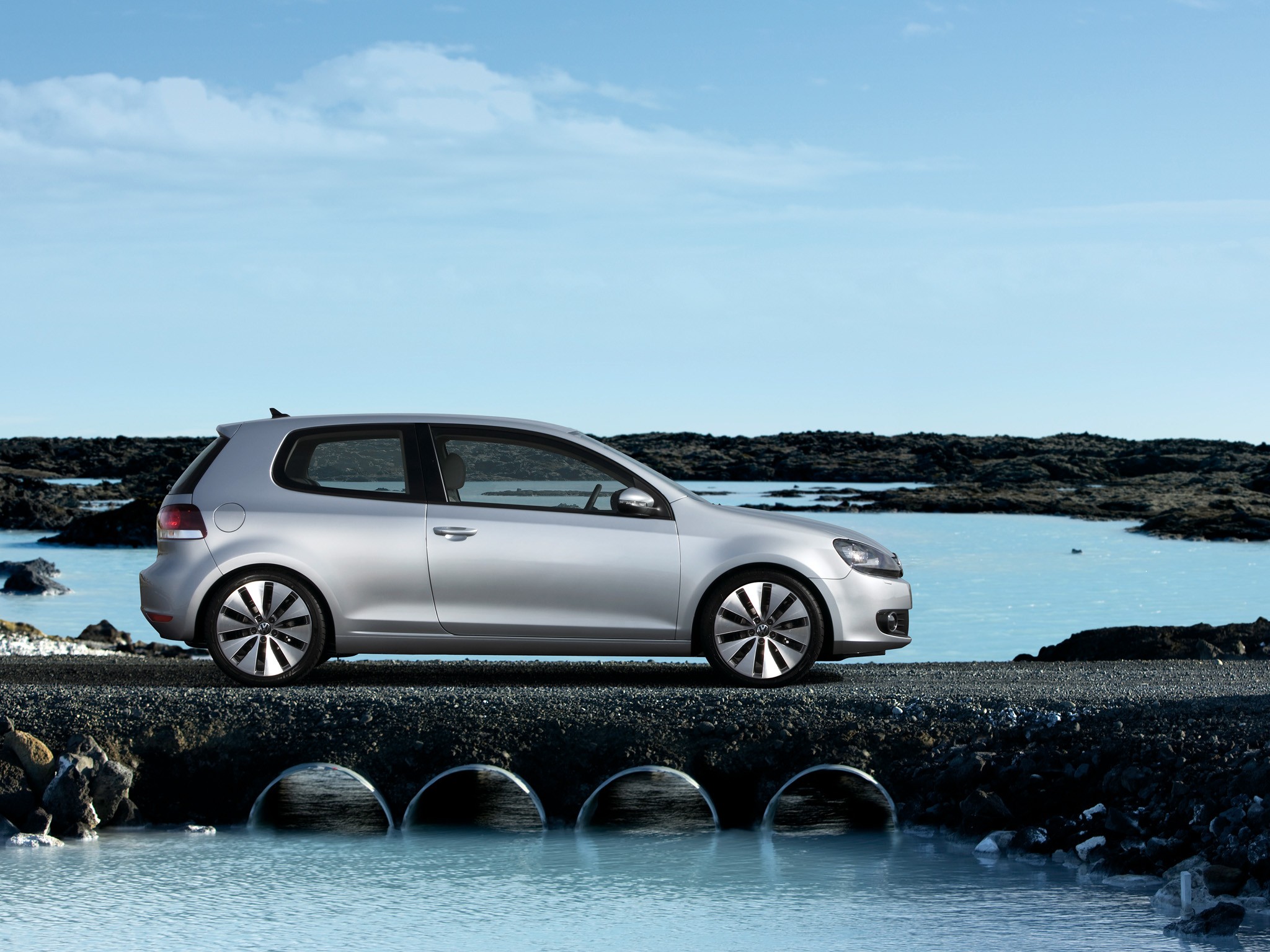 Volkswagen Golf 3 Doors photo 8