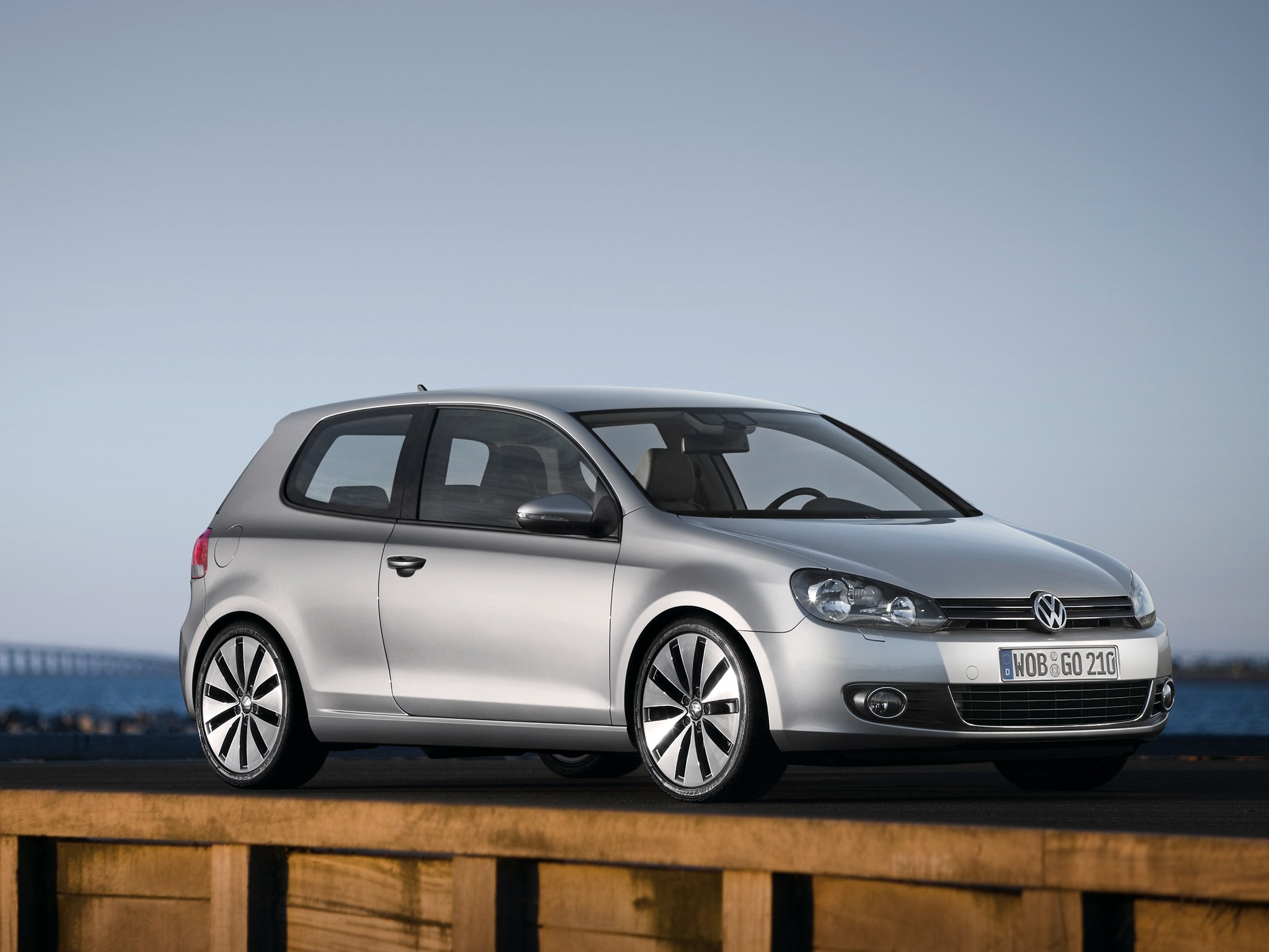 Volkswagen Golf 3 Doors photo 32