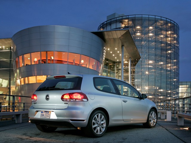 Volkswagen Golf 3 Doors photo 34