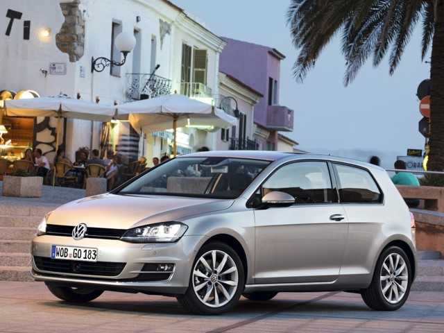 Volkswagen Golf 3 Doors photo 6