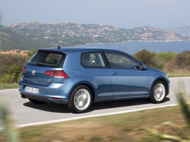 Volkswagen Golf 3 Doors photo 14