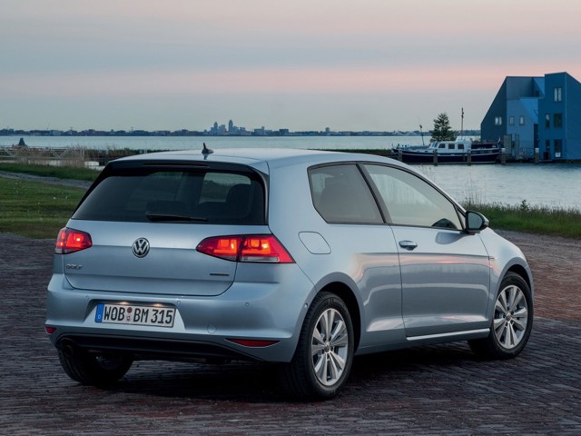 Volkswagen Golf 3 Doors photo 17