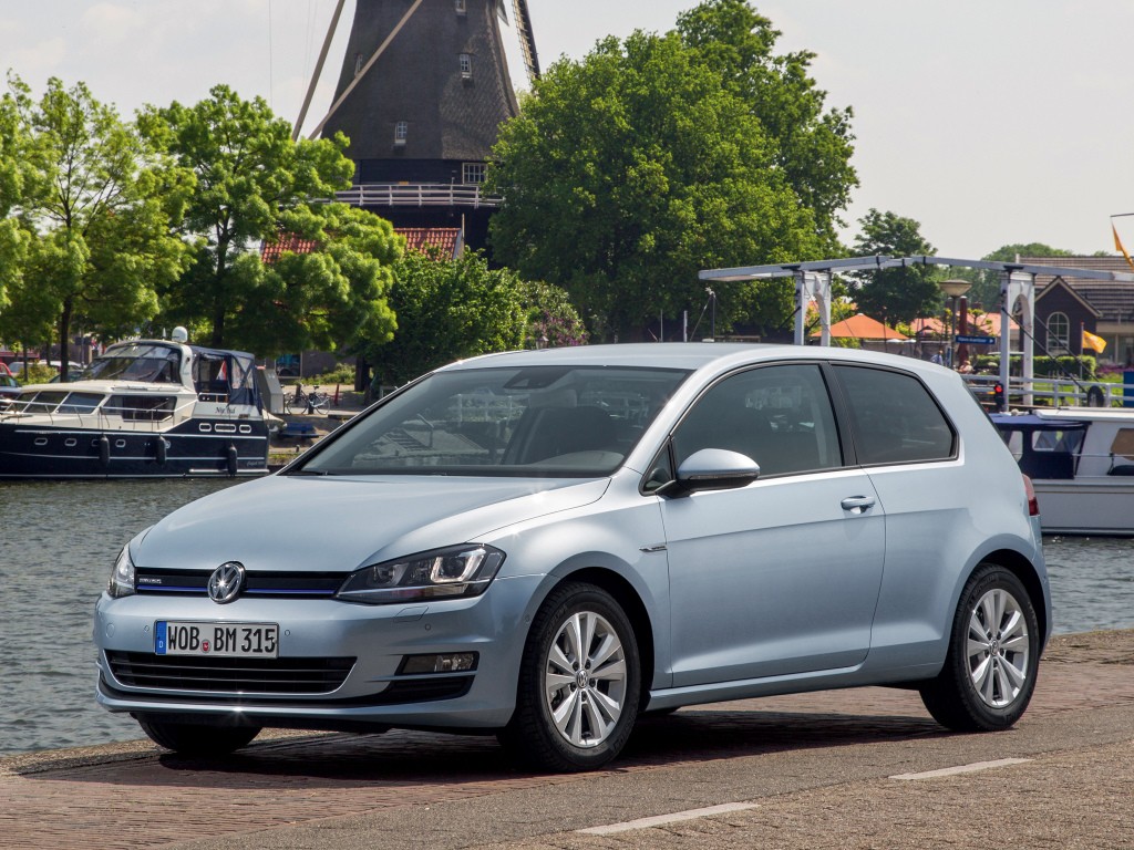 Volkswagen Golf 3 Doors photo 18