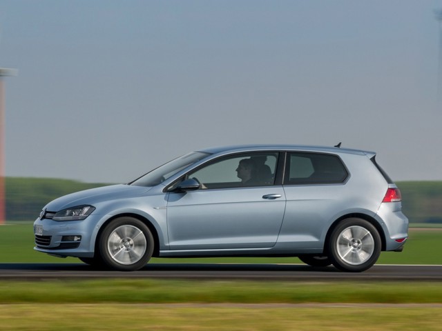 Volkswagen Golf 3 Doors photo 23