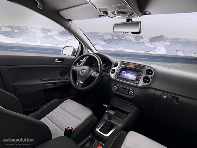 Volkswagen Golf 5 Doors photo 8