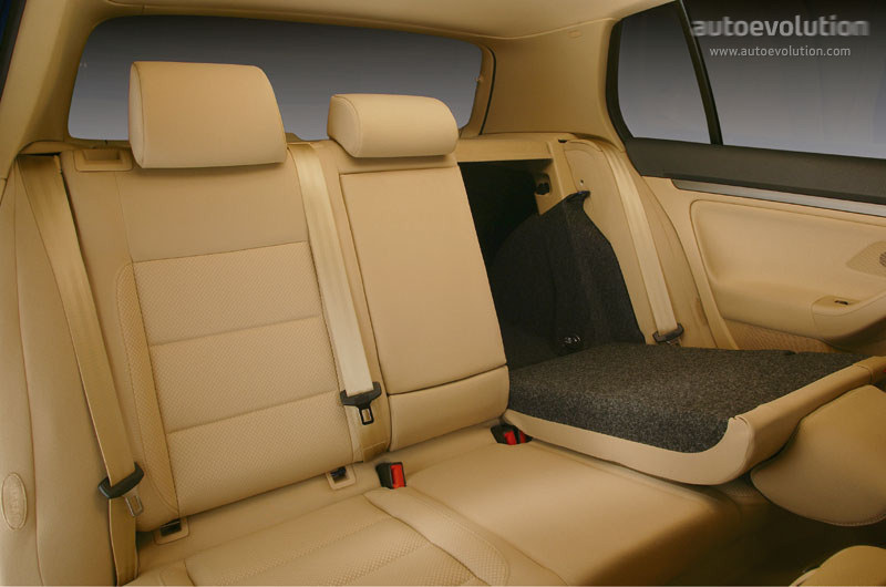 Volkswagen Golf 5 Doors photo 8