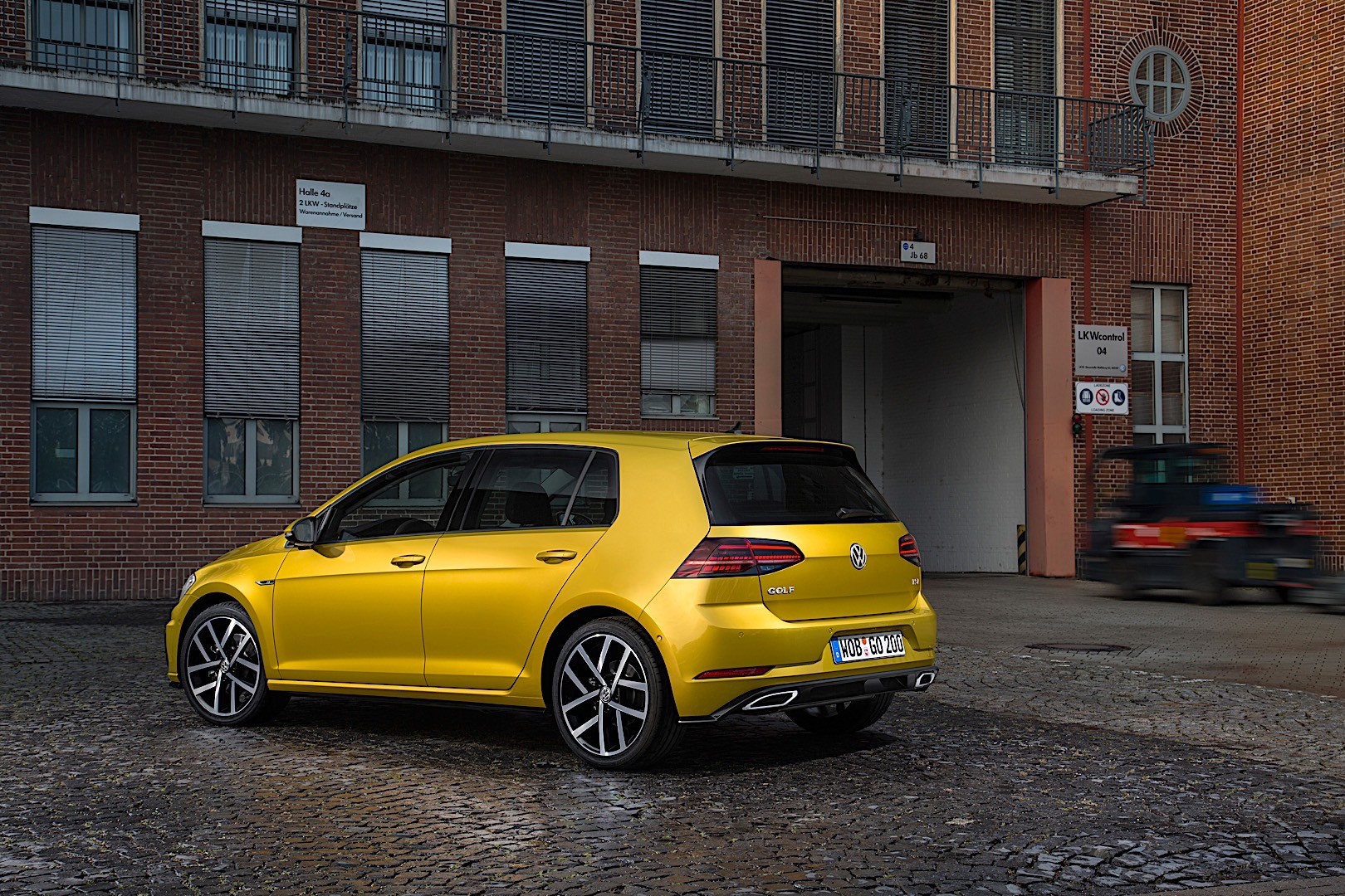 Volkswagen Golf 5 Doors photo 6