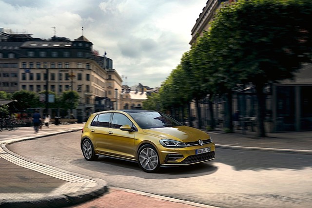 Volkswagen Golf 5 Doors photo 9