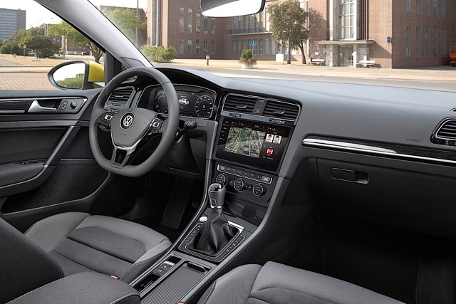 Volkswagen Golf 5 Doors photo 19