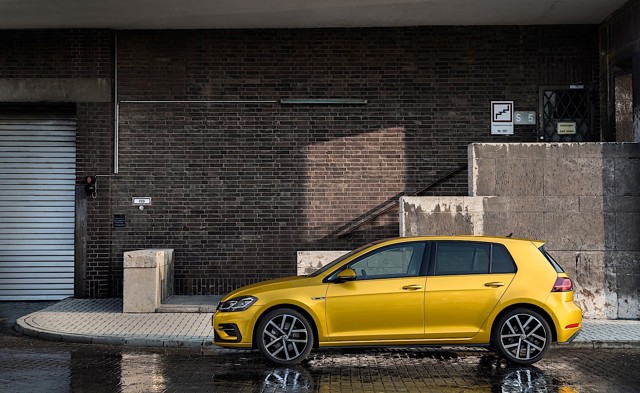Volkswagen Golf 5 Doors photo 17