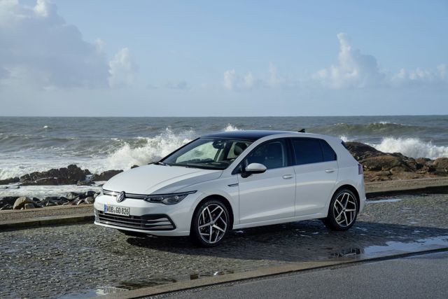 Volkswagen Golf 5 Doors photo 129