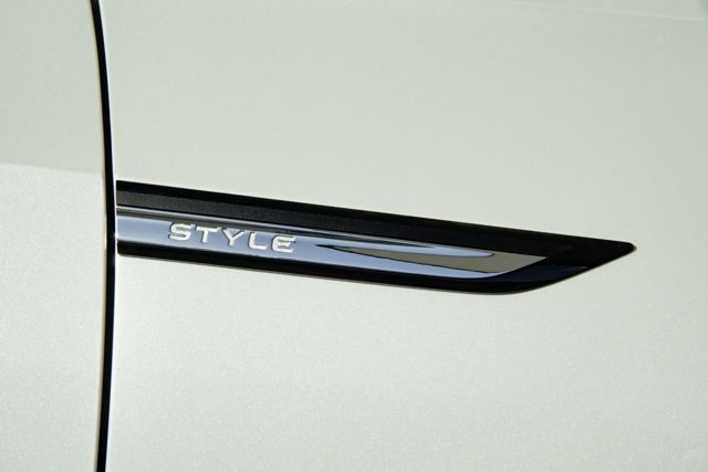 Volkswagen Golf 5 Doors photo 145