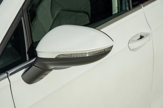 Volkswagen Golf 5 Doors photo 152