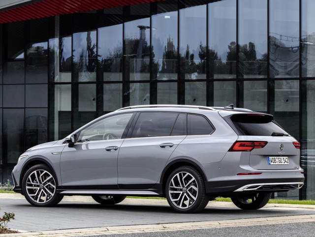 Volkswagen Golf Alltrack photo 10