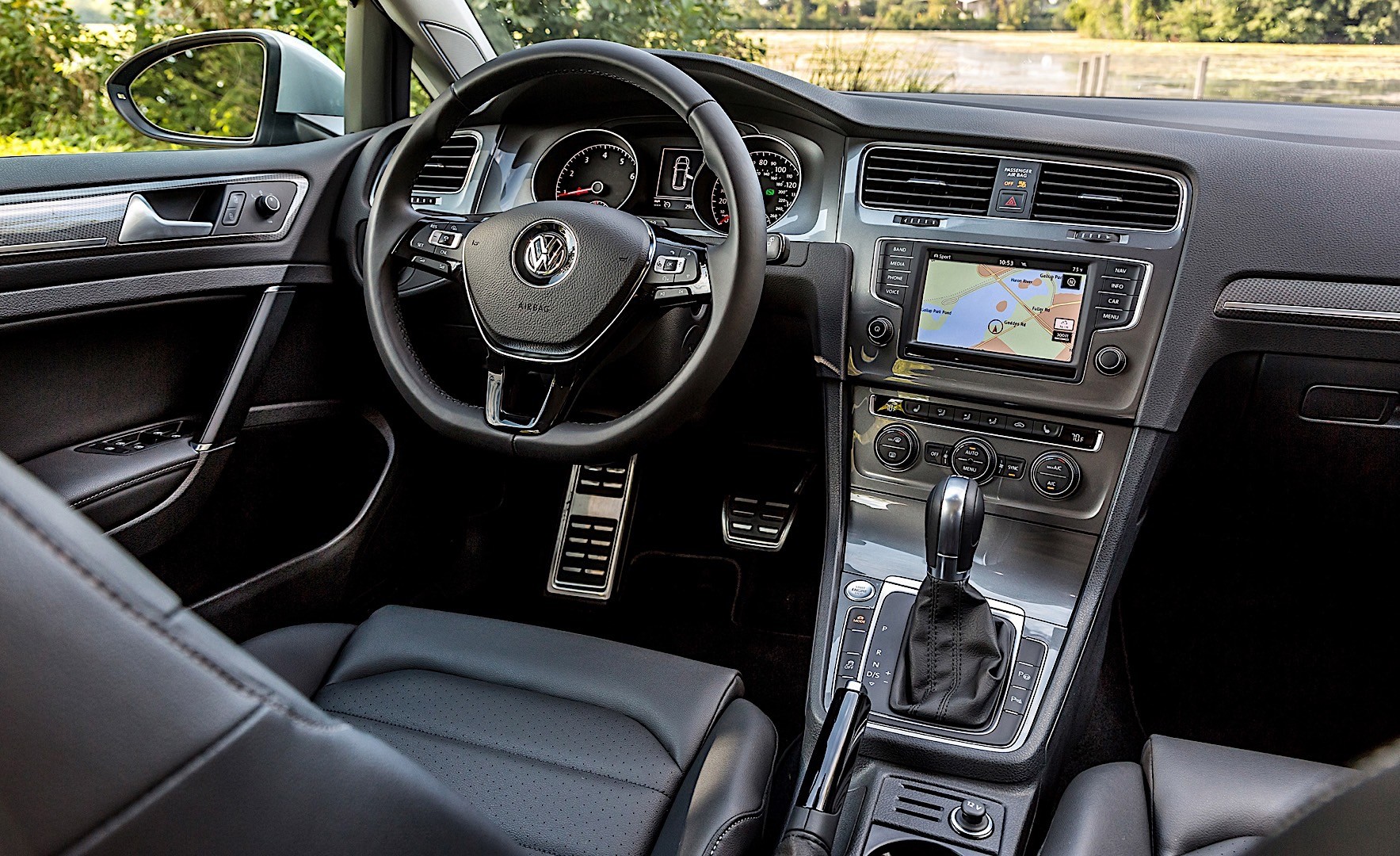 Volkswagen Golf Alltrack photo 46