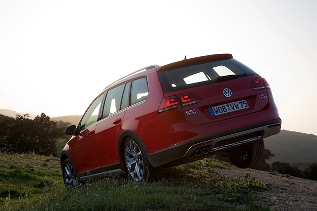 Volkswagen Golf Alltrack photo 9