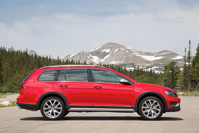 Volkswagen Golf Alltrack photo 13