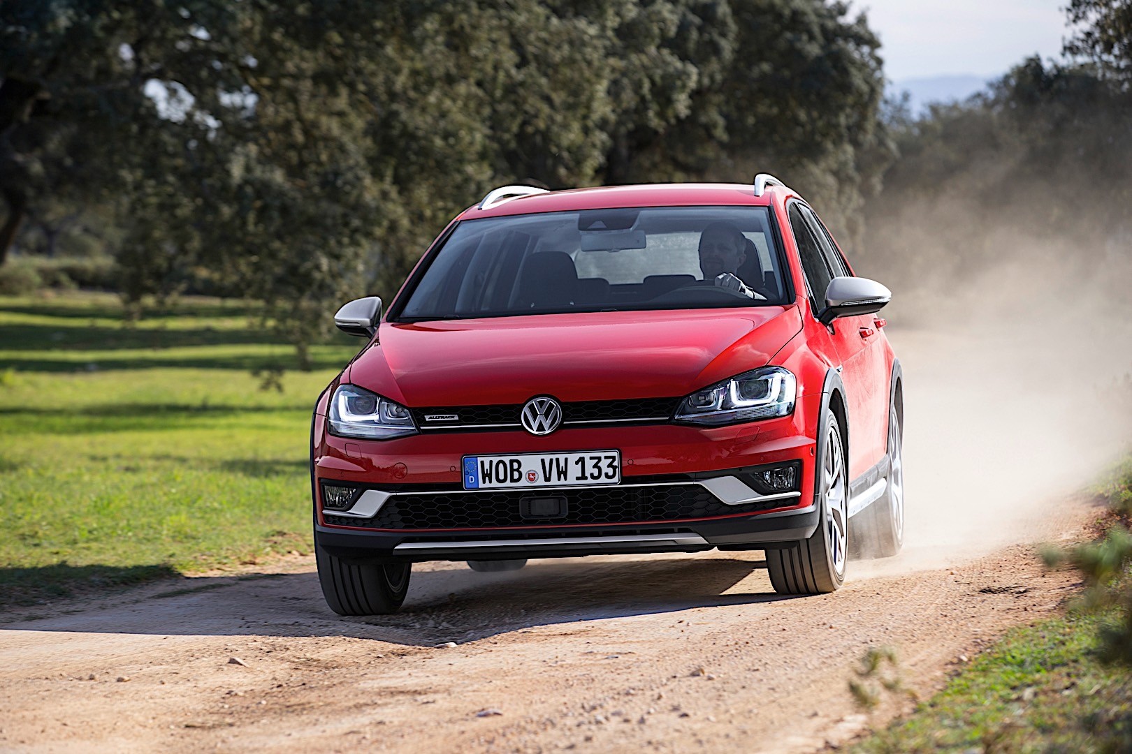 Volkswagen Golf Alltrack photo 16