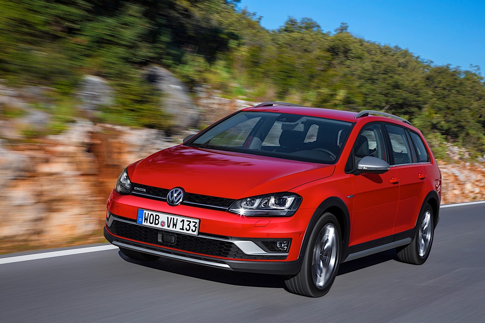 Volkswagen Golf Alltrack photo 27
