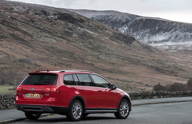 Volkswagen Golf Alltrack photo 30