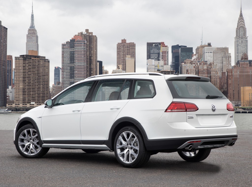 Volkswagen Golf Alltrack photo 9