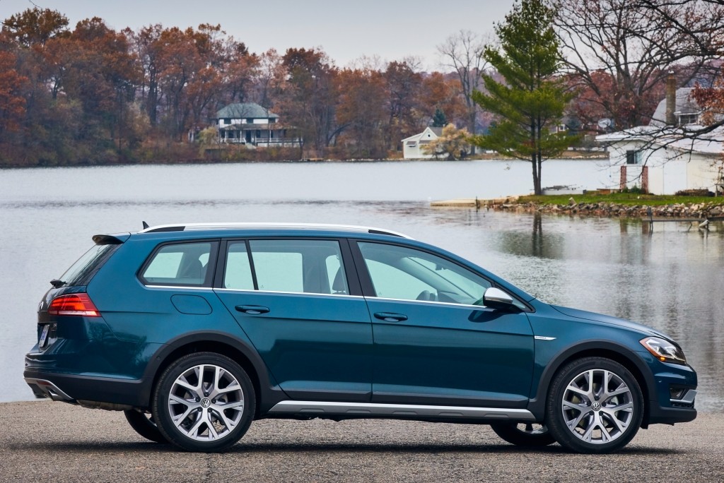 Volkswagen Golf Alltrack photo 15