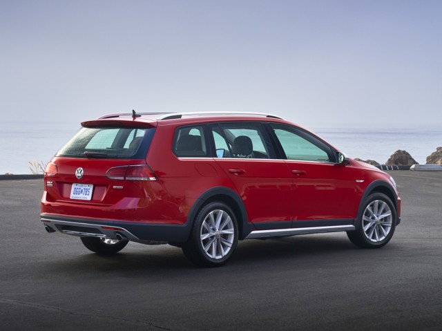 Volkswagen Golf Alltrack photo 22