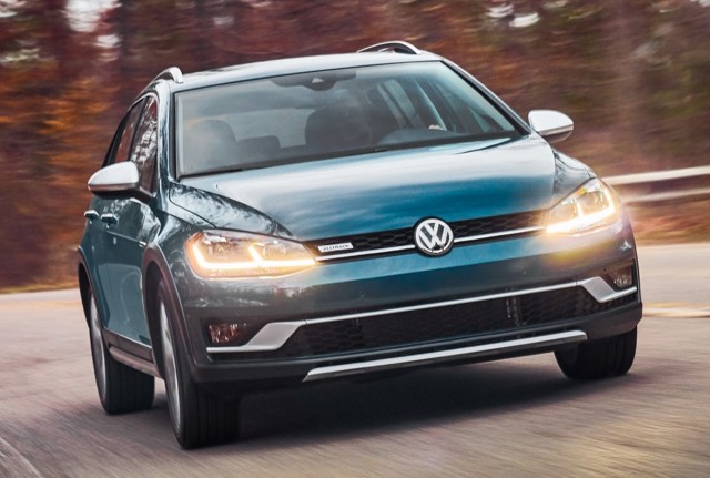 Volkswagen Golf Alltrack photo 27