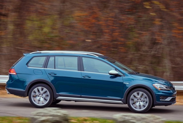 Volkswagen Golf Alltrack photo 28