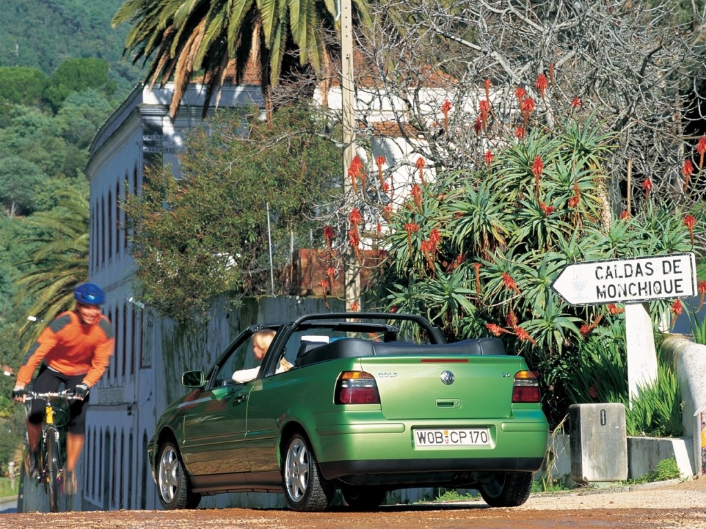 Volkswagen Golf Cabrio photo 9