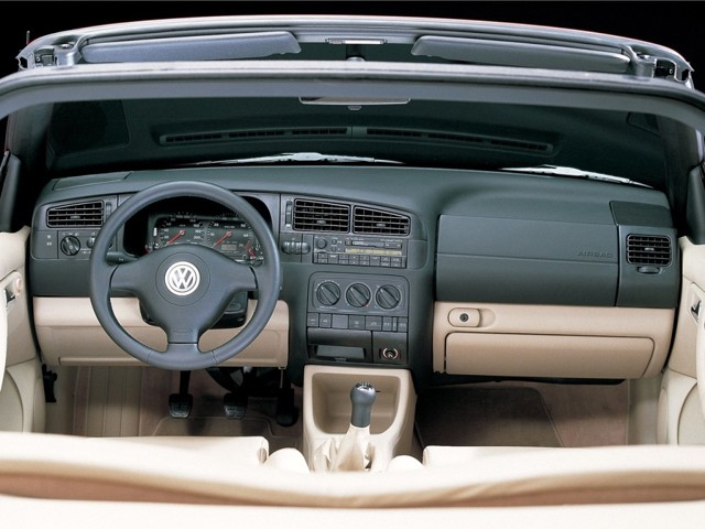 Volkswagen Golf Cabrio photo 33
