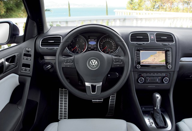 Volkswagen Golf Cabrio photo 33