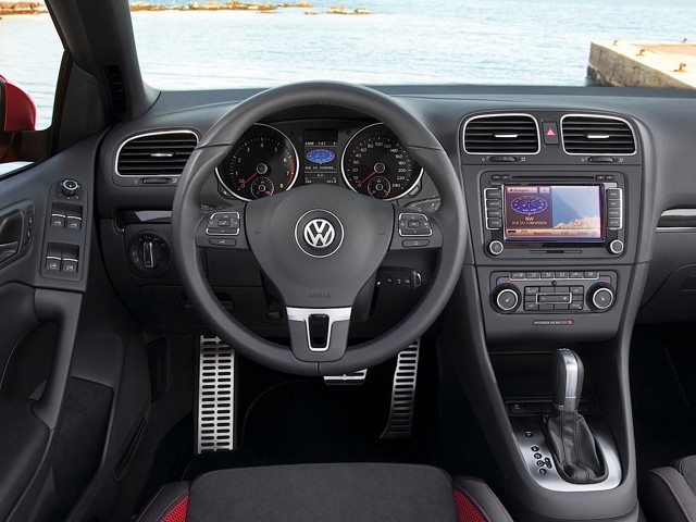Volkswagen Golf Cabrio photo 37