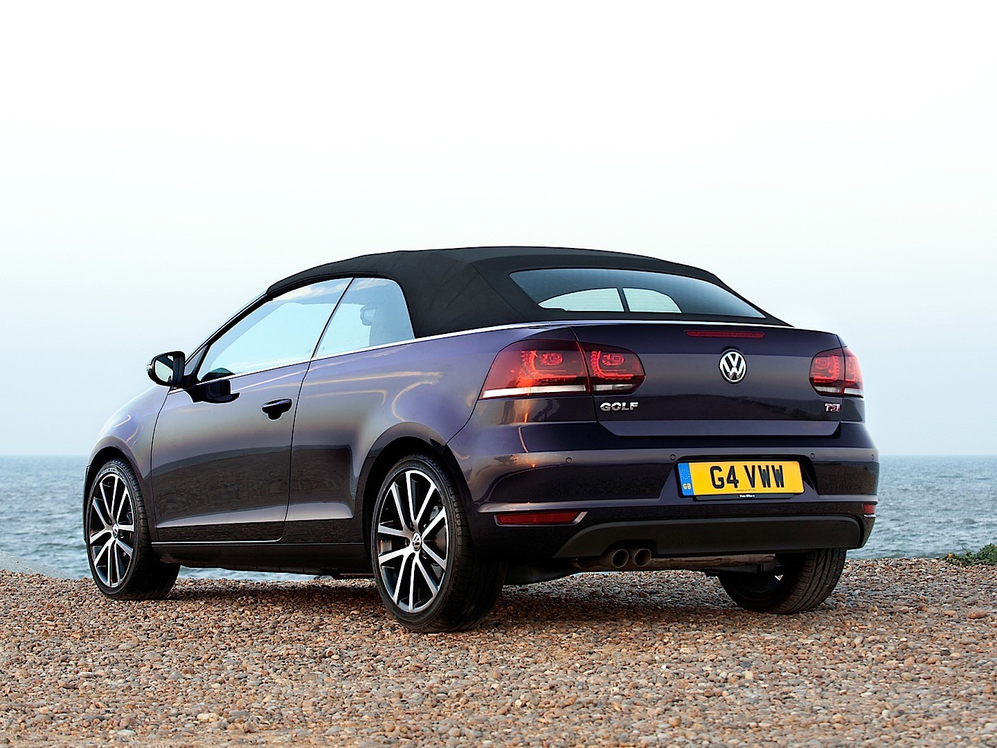 Volkswagen Golf Cabrio photo 26
