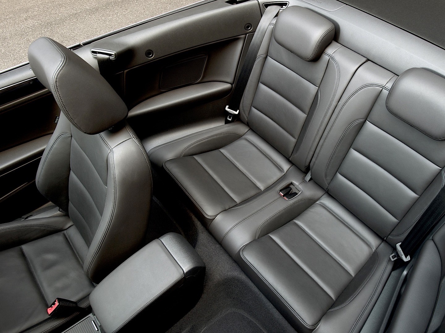 Volkswagen Golf Cabrio photo 38