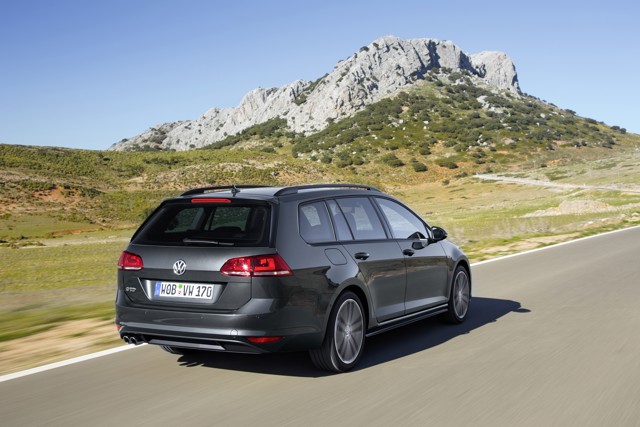Volkswagen Golf Gtd Variant photo 9