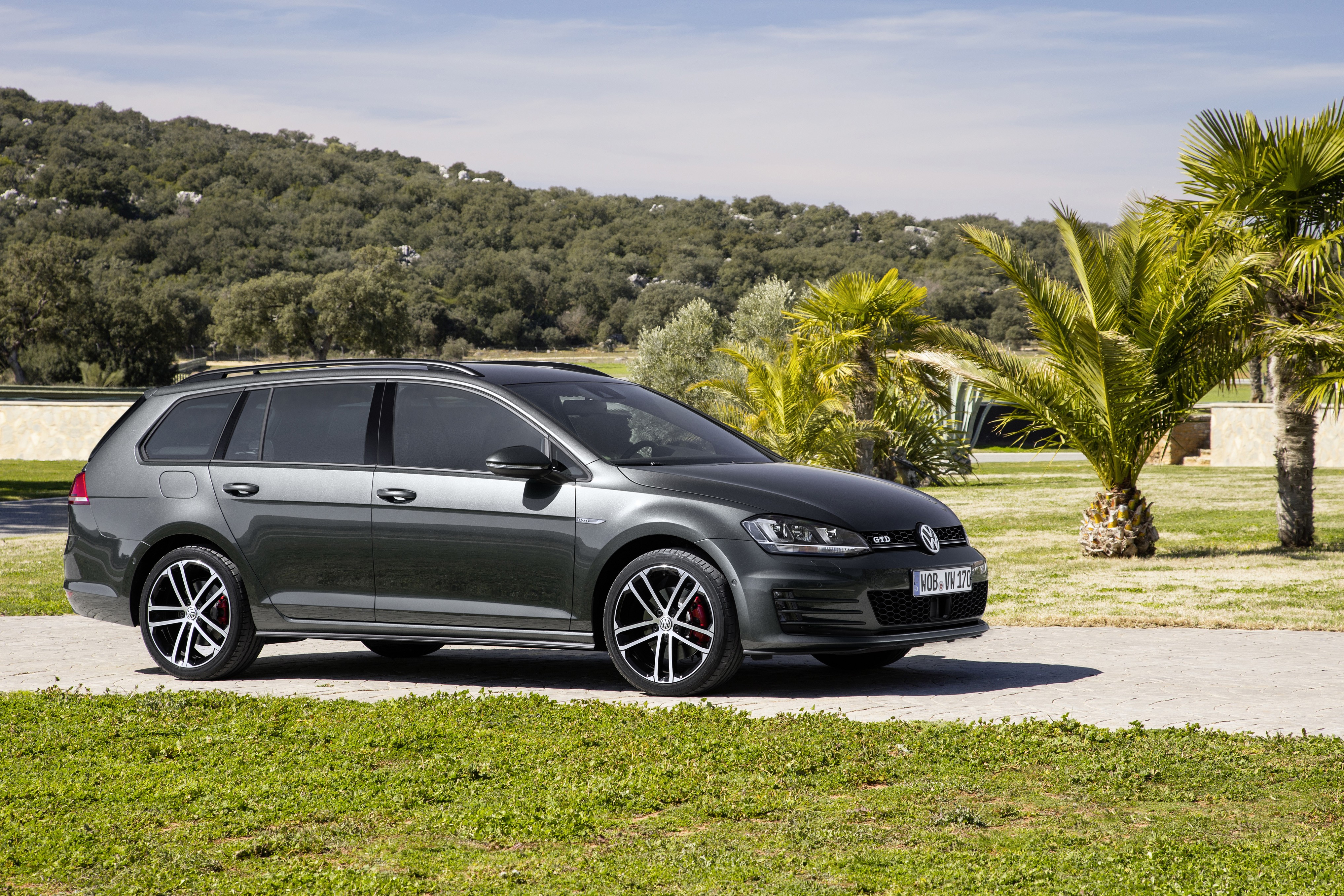 Volkswagen Golf Gtd Variant photo 10