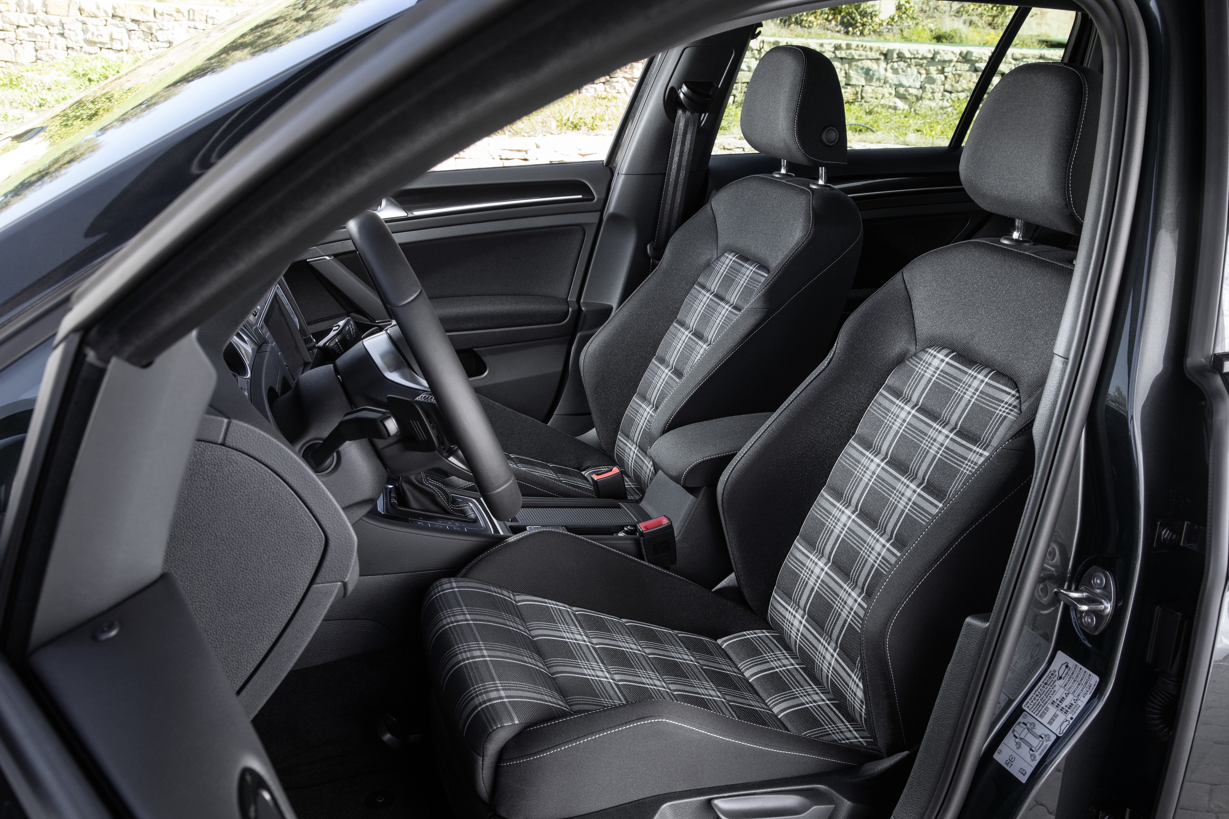 Volkswagen Golf Gtd Variant photo 16