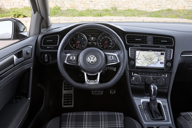 Volkswagen Golf Gtd Variant photo 17