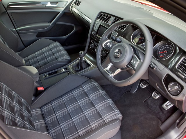 Volkswagen Golf Gti / Gtd / Gte photo 14