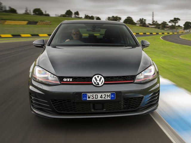 Volkswagen Golf Gti / Gtd / Gte photo 12