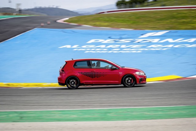 Volkswagen Golf Gti / Gtd / Gte photo 11