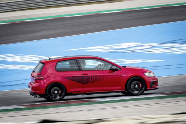Volkswagen Golf Gti / Gtd / Gte photo 12
