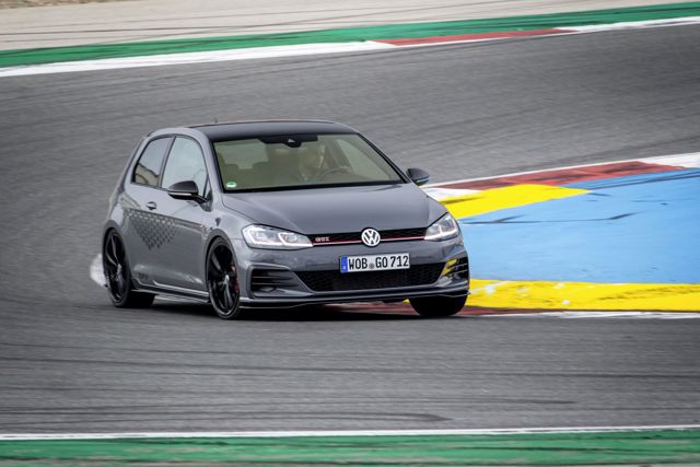 Volkswagen Golf Gti / Gtd / Gte photo 31