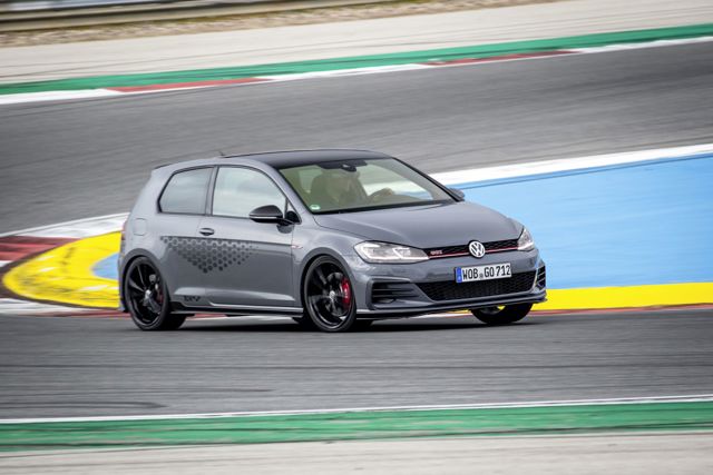 Volkswagen Golf Gti / Gtd / Gte photo 32