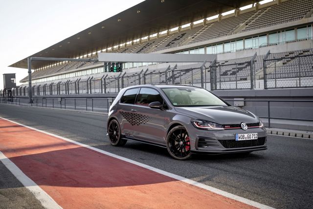 Volkswagen Golf Gti / Gtd / Gte photo 40