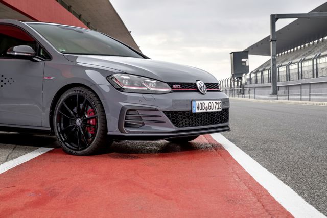 Volkswagen Golf Gti / Gtd / Gte photo 41