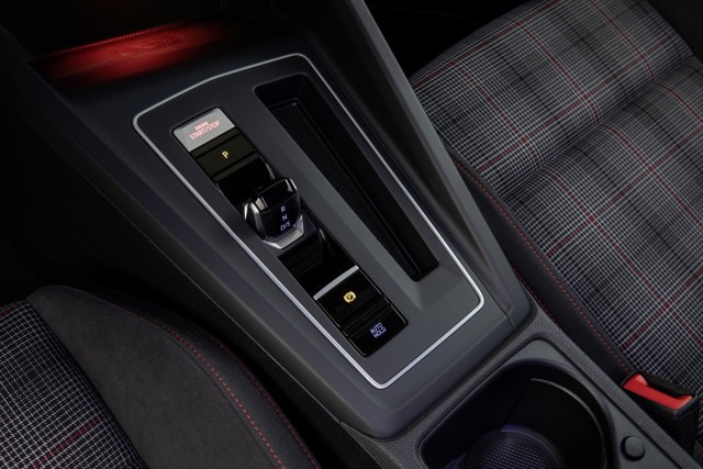 Volkswagen Golf Gti / Gtd / Gte photo 27