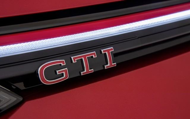 Volkswagen Golf Gti / Gtd / Gte photo 3