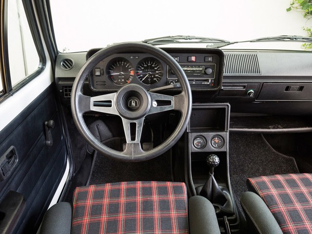 Volkswagen Golf Gti / Gtd / Gte photo 22